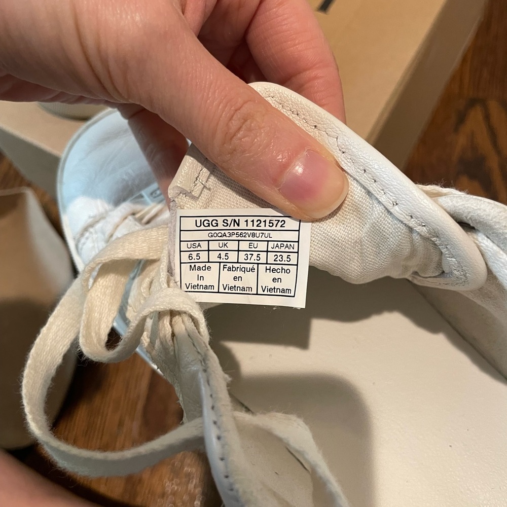 UGG Dinale leather sneakers, 6.5 - Picture 9 of 11